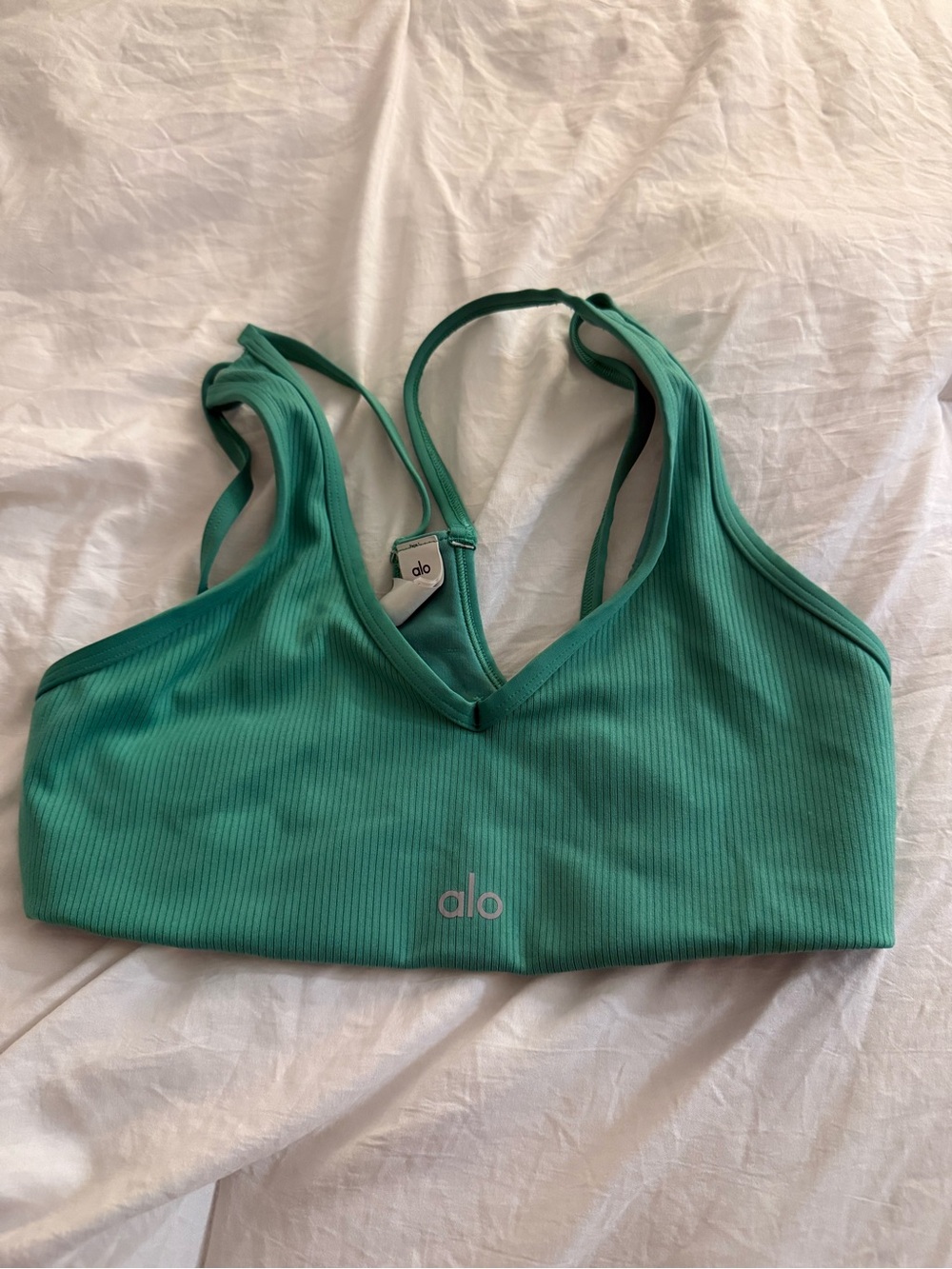 ALO Yoga Women's Ribbed V-Neck Sports Bra in Teal Green